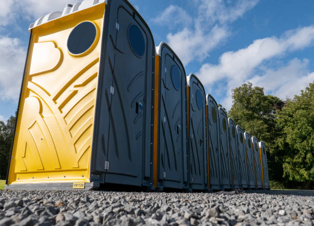 Best VIP or Luxury Restroom Trailers  in Hunters Creek, FL